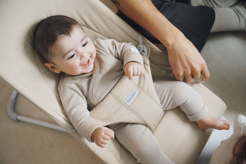 BABYBJORN - leżaczek BLISS WOVEN/JERSEY Tri Fabric, Jasny Beż