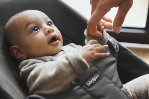 BABYBJORN - leżaczek BLISS WOVEN/JERSEY Tri Fabric, Ciemny Szary